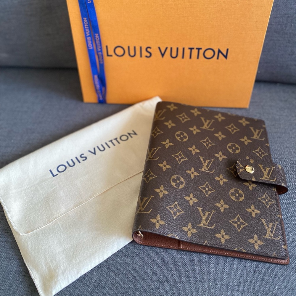 Louis Vuitton Large Ring Agenda GM